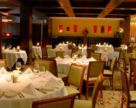 Ruths Chris Steak House | restaurant | 301 N Water St, Wilmington, NC 28401, USA | 9103431818 OR +1 910-343-1818