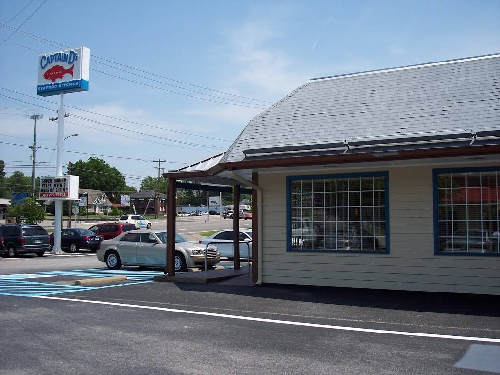 Captain Ds | restaurant | 2633 Lebanon Pike, Nashville, TN 37214, USA | 6153919946 OR +1 615-391-9946