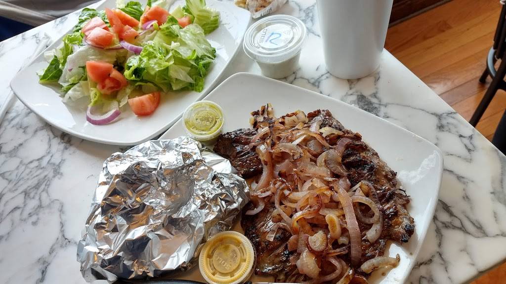 Damenzo’s Pizza | restaurant | 901 W 35th St, Chicago, IL 60609, USA | 7735791995 OR +1 773-579-1995