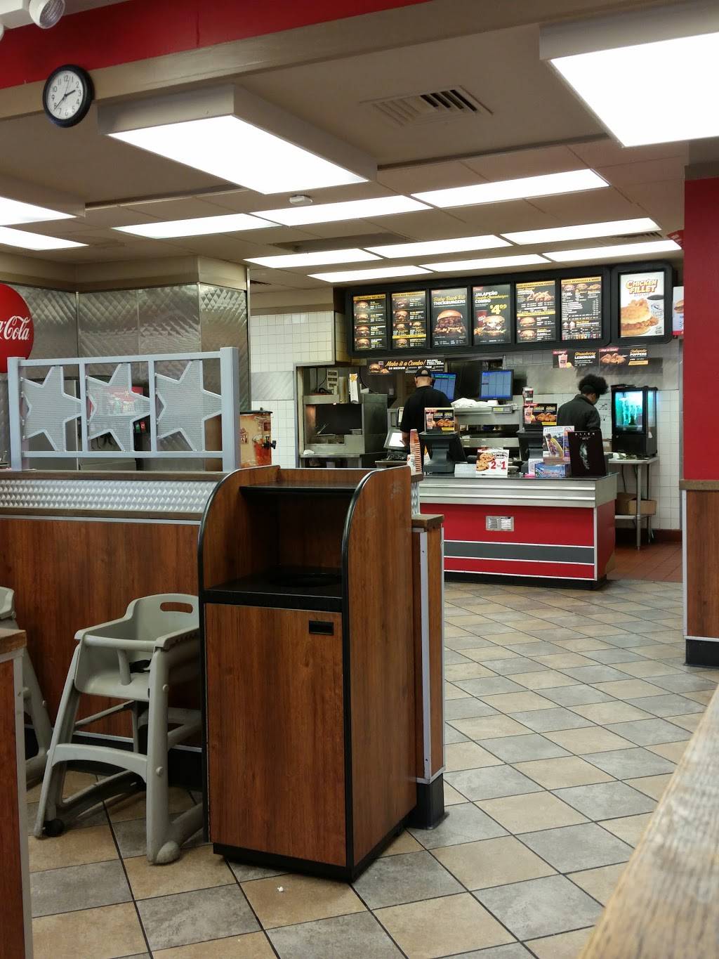 Hardees | restaurant | 15 W Fairchild St, Danville, IL 61832, USA | 2174311171 OR +1 217-431-1171