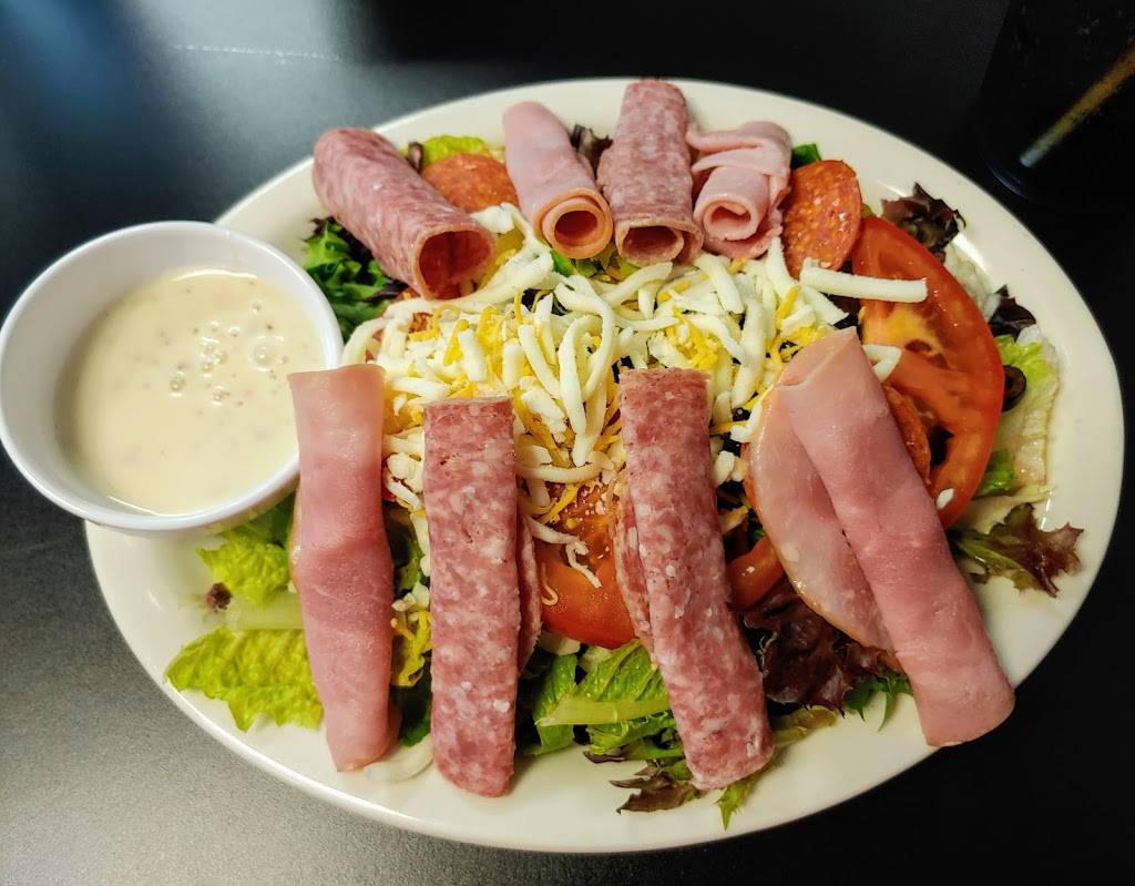 GAMBINOS PIZZERIA | restaurant | 1600 Farrow Pkwy, Myrtle Beach, SC 29577, USA | 8438395756 OR +1 843-839-5756