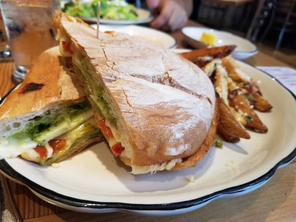 Taverna | restaurant | 121 E Main St, Newark, DE 19711, USA | 3024444334 OR +1 302-444-4334