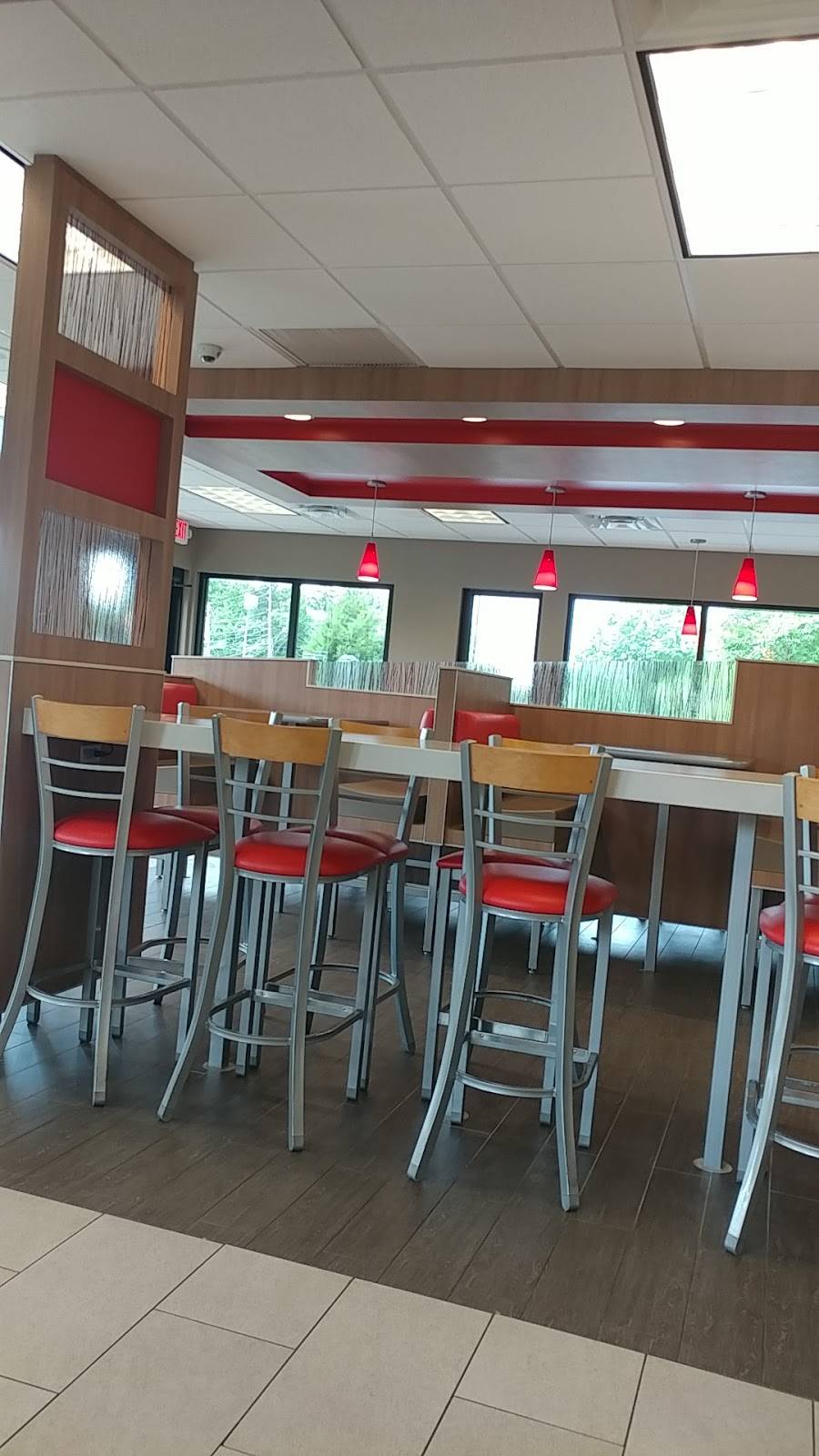 Burger King | restaurant | 1190 Ernest W Barrett Pkwy NW, Kennesaw, GA 30144, USA | 7702061340 OR +1 770-206-1340