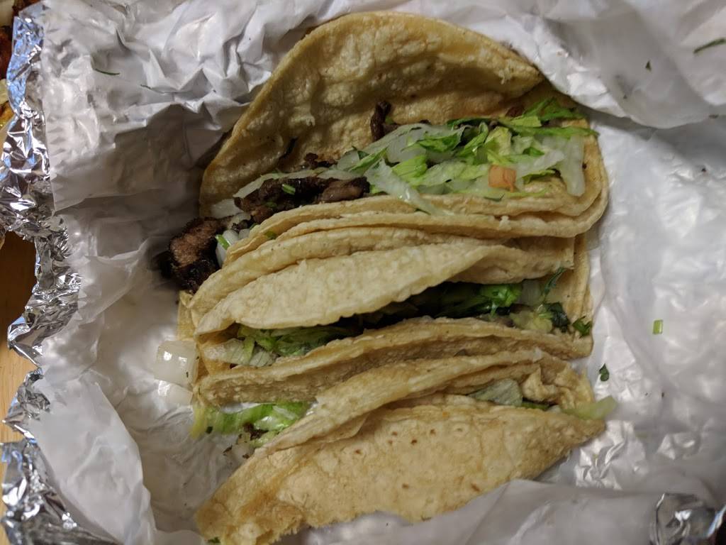 Tacos El Ganadero | restaurant | 4208 Division Ave S, Kentwood, MI 49548, USA | 6162490130 OR +1 616-249-0130