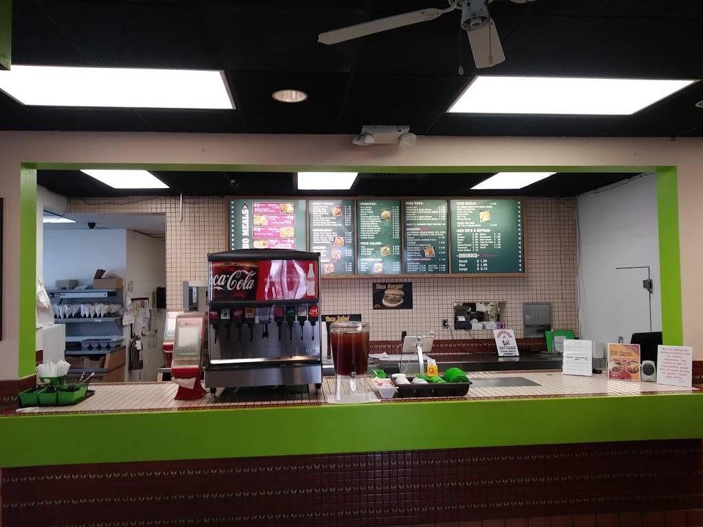 Taco Tico | restaurant | 2102 NW Topeka Blvd, Topeka, KS 66608, USA | 7857832666 OR +1 785-783-2666