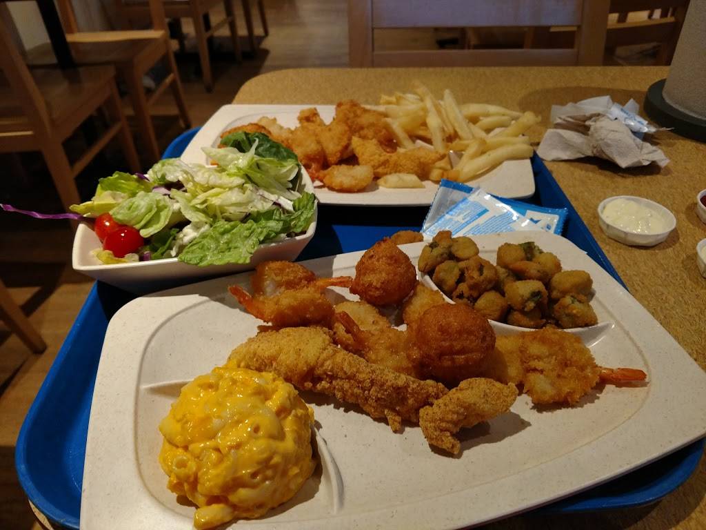 Captain Ds | restaurant | 1729 E Main St, Prattville, AL 36066, USA | 3343651355 OR +1 334-365-1355