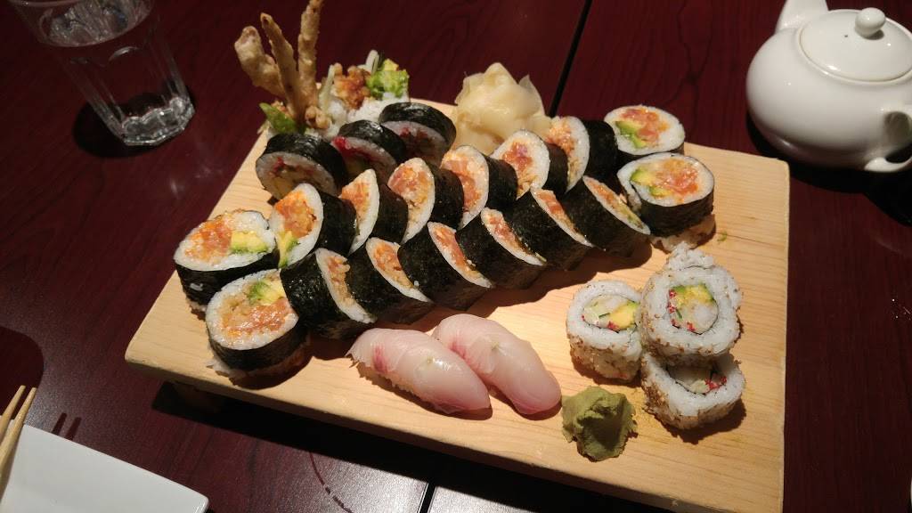 Bistro Isakaya | restaurant | 8178 Boulevard Champlain, LaSalle, QC H8P 1B4, Canada | 5143668808 OR +1 514-366-8808