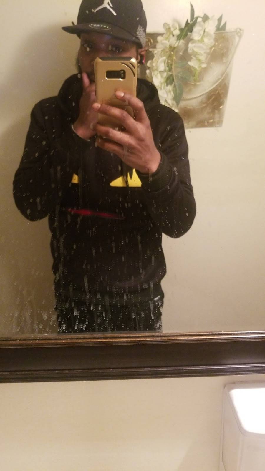 Foodland Express Chinese Food | restaurant | 61 N 57th St, Philadelphia, PA 19139, USA | 2157481742 OR +1 215-748-1742