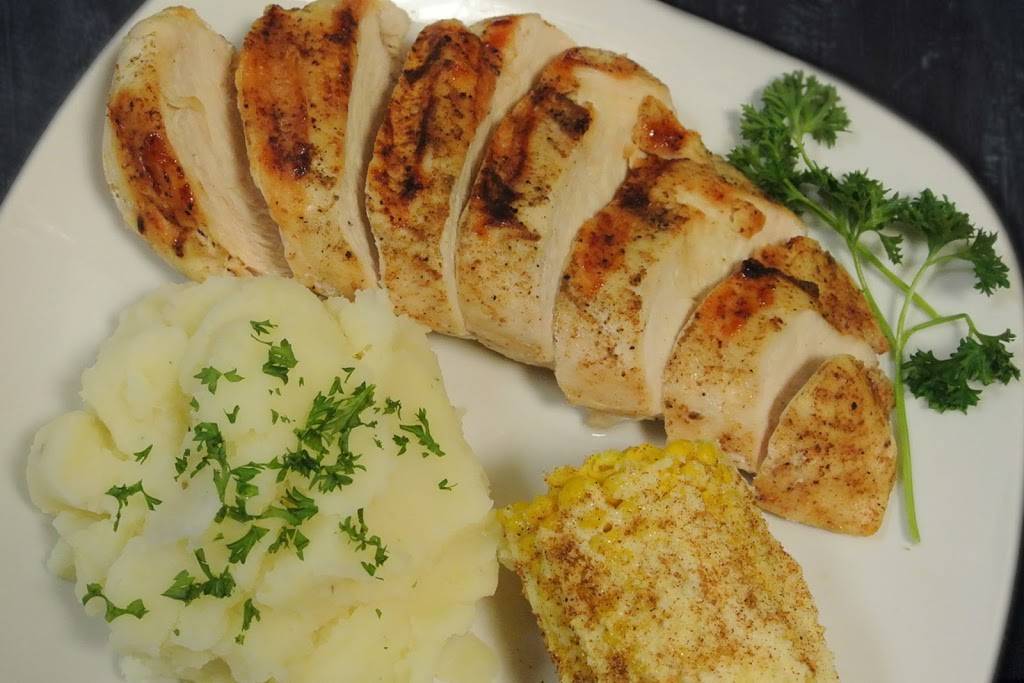 Rosis Pupuseria | restaurant | 909 Gross Rd, Mesquite, TX 75149, USA | 9722850770 OR +1 972-285-0770