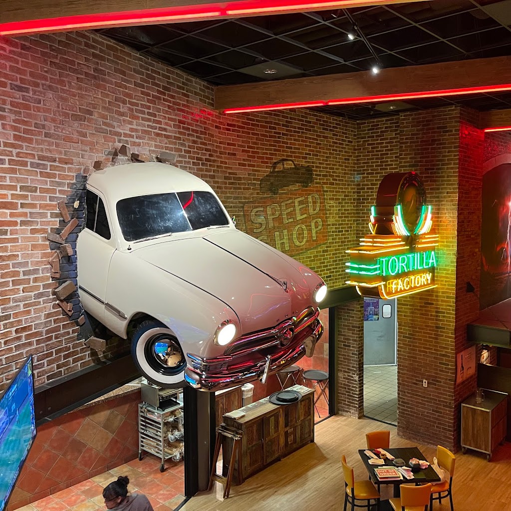 Thunder Road Steakhouse & Cantina | restaurant | 14500 Central Ave SW, Albuquerque, NM 87120, USA | 5053527888 OR +1 505-352-7888