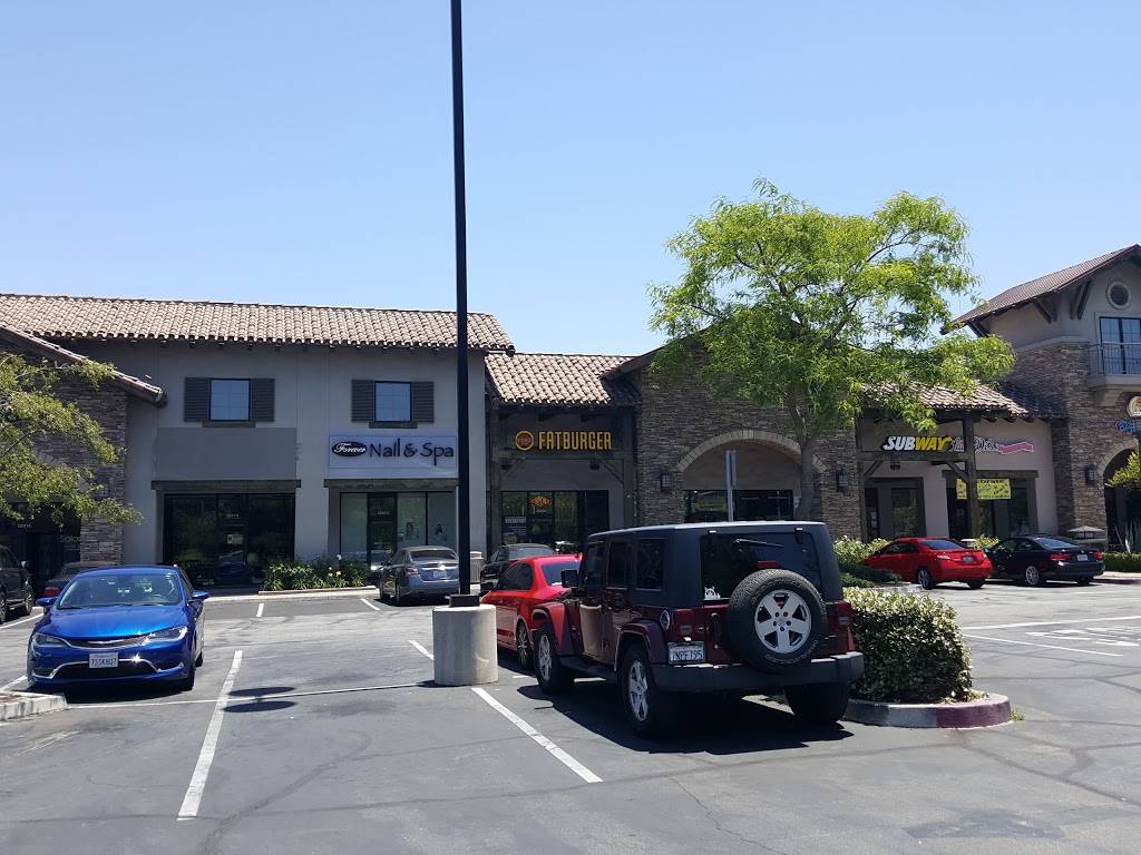 Fatburger | restaurant | 26906 The Old Rd, Valencia, CA 91355, USA | 6612902523 OR +1 661-290-2523