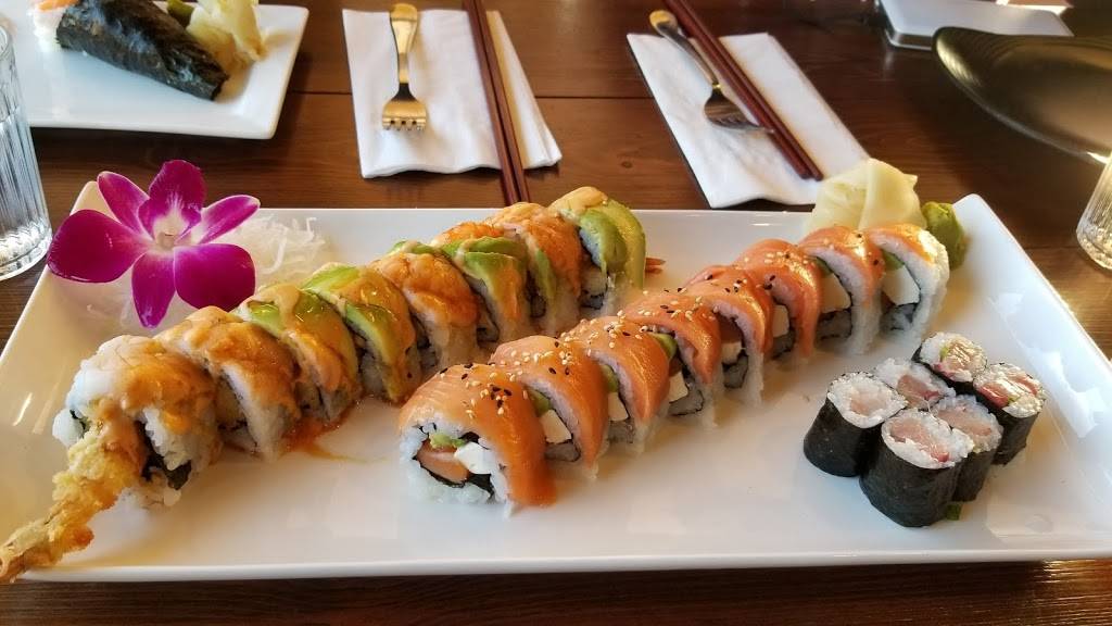 Bluefin Sushi and Thai Restaurant | restaurant | 3211 Encinal Ave, Alameda, CA 94501, USA | 5105221269 OR +1 510-522-1269