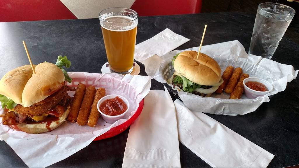 Sinful Burger Sports Grill | restaurant | 4072, 4005 Twin Creek Dr #101, Bellevue, NE 68123, USA | 4029338727 OR +1 402-933-8727