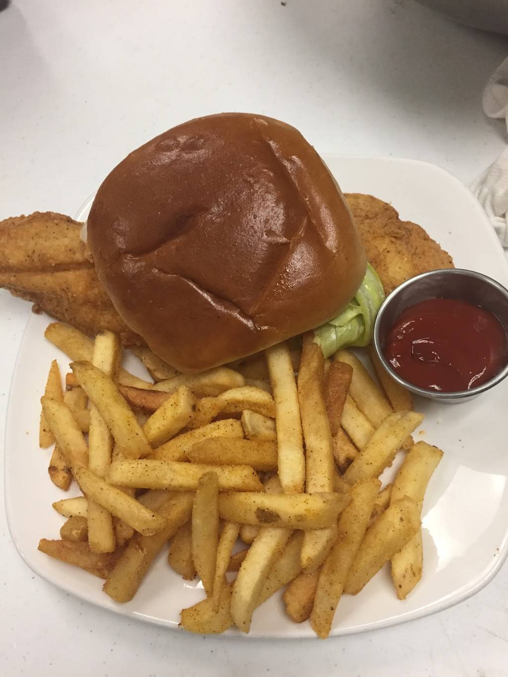 Geechies Southern Style Restaurant | restaurant | 2904 E Stan Schlueter Loop #303, Killeen, TX 76542, USA | 2546162444 OR +1 254-616-2444