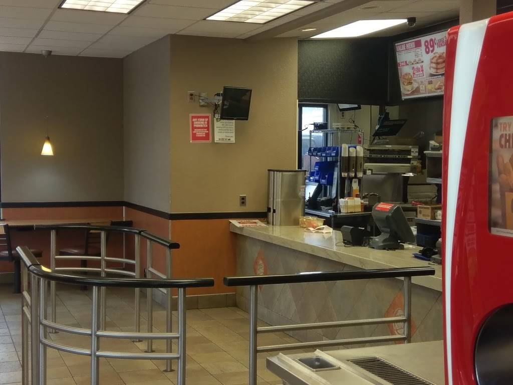 Burger King | restaurant | 501 MacDade Boulevard, Holmes, PA 19043, USA | 6104613421 OR +1 610-461-3421
