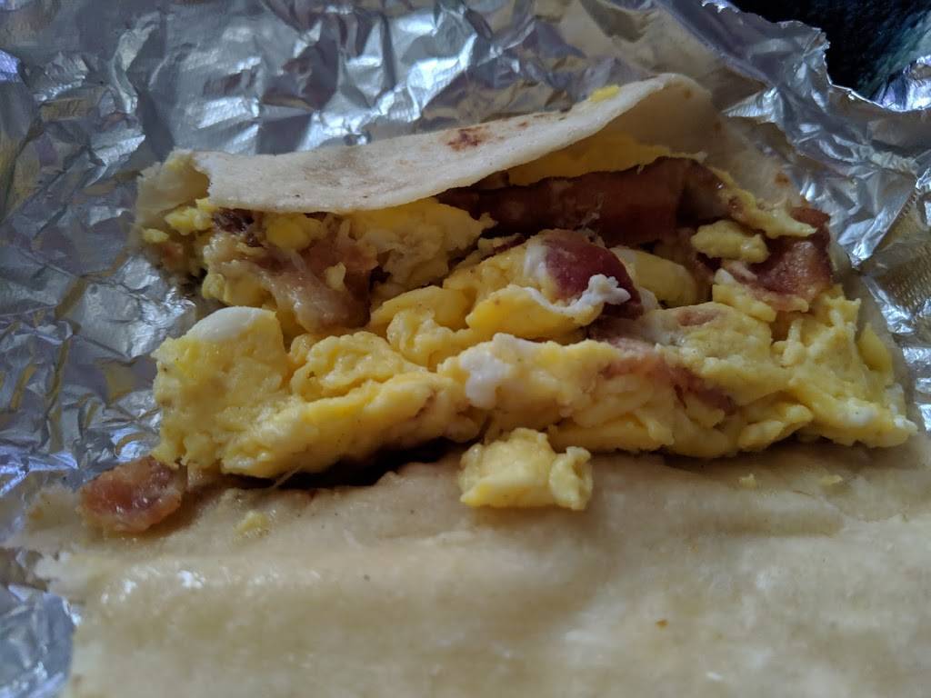 J.R.s Taqueria | restaurant | 1410 Lockwood Dr, Houston, TX 77020, United States | 7136726358 OR +1 713-672-6358