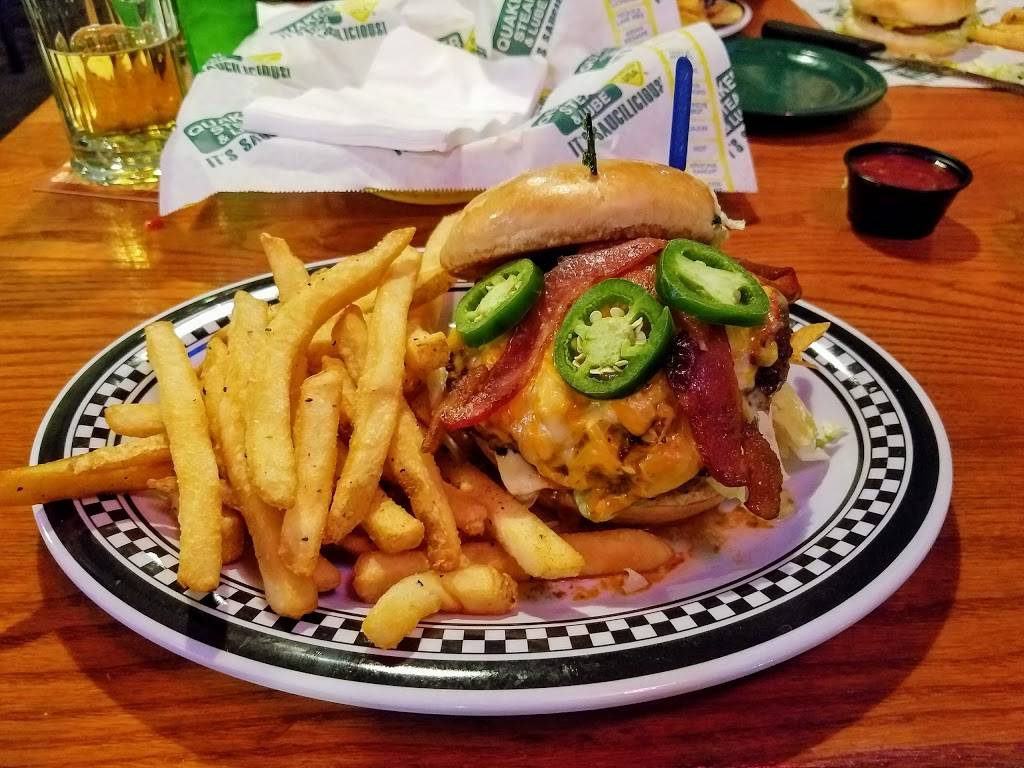 Quaker Steak & Lube | restaurant | 590 Chamber Dr, Milford, OH 45150, USA | 5138315823 OR +1 513-831-5823