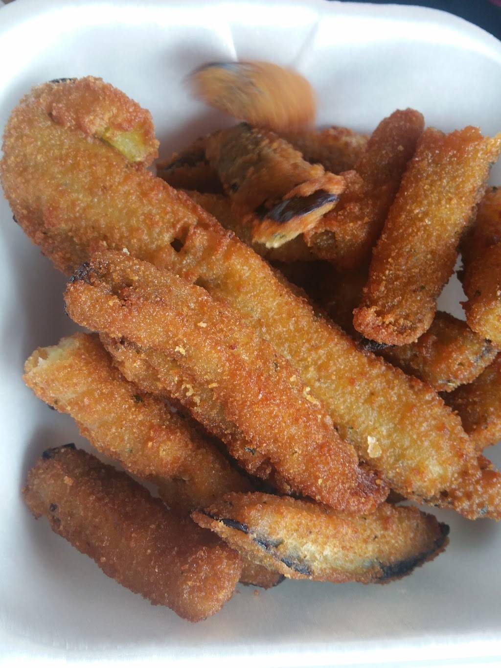 Francescas Pizzeria & Restaurant | meal takeaway | 2101 Howard Blvd, Reading, PA 19606, USA | 6107796555 OR +1 610-779-6555