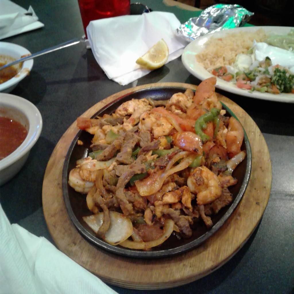 Mexico Viejo | restaurant | 2131 M.L.K. Jr Blvd, Fayetteville, AR 72701, USA | 4795878181 OR +1 479-587-8181