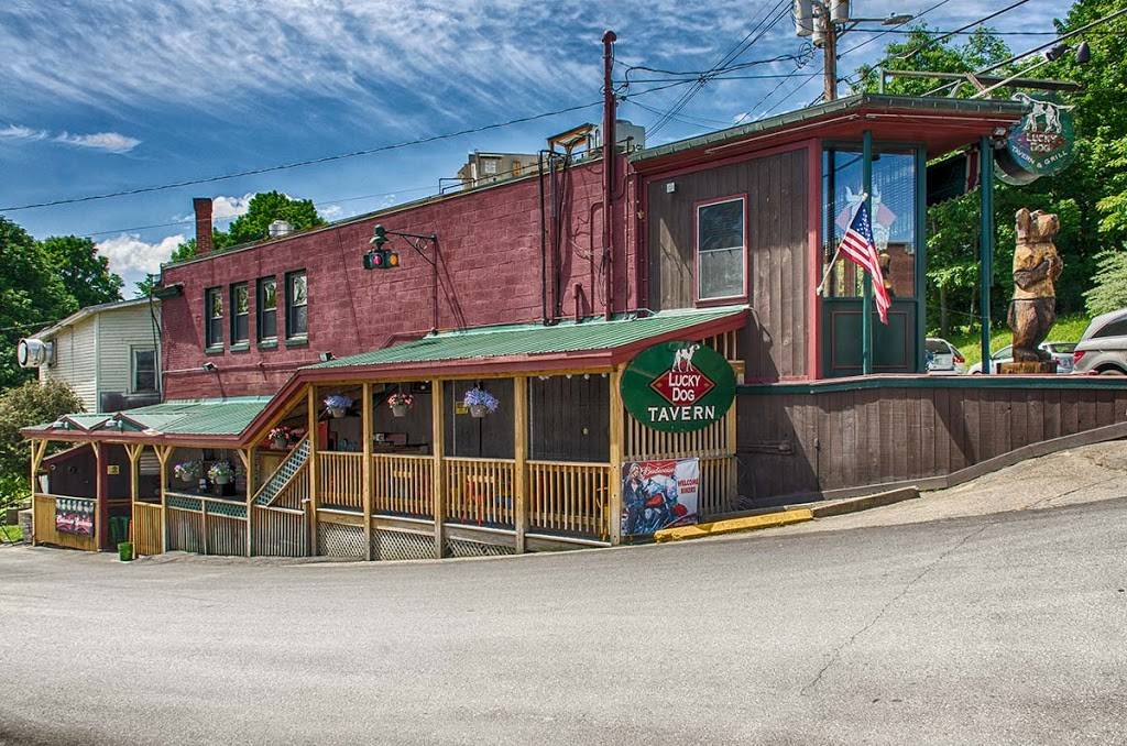 Lucky Dog Tavern & Grill | restaurant | 53 South Main St, Plymouth, NH 03264, USA | 6035362260 OR +1 603-536-2260