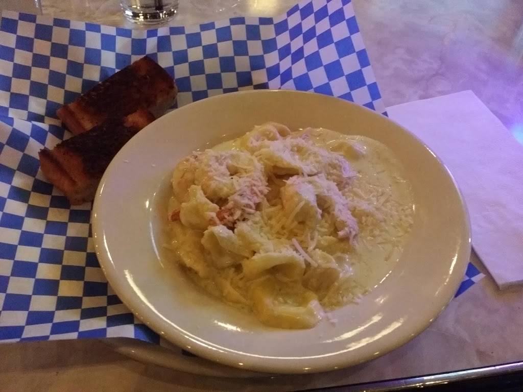 Golden West Restaurant-Lounge | restaurant | 5228 S Tacoma Way, Tacoma, WA 98409, USA | 2534719892 OR +1 253-471-9892