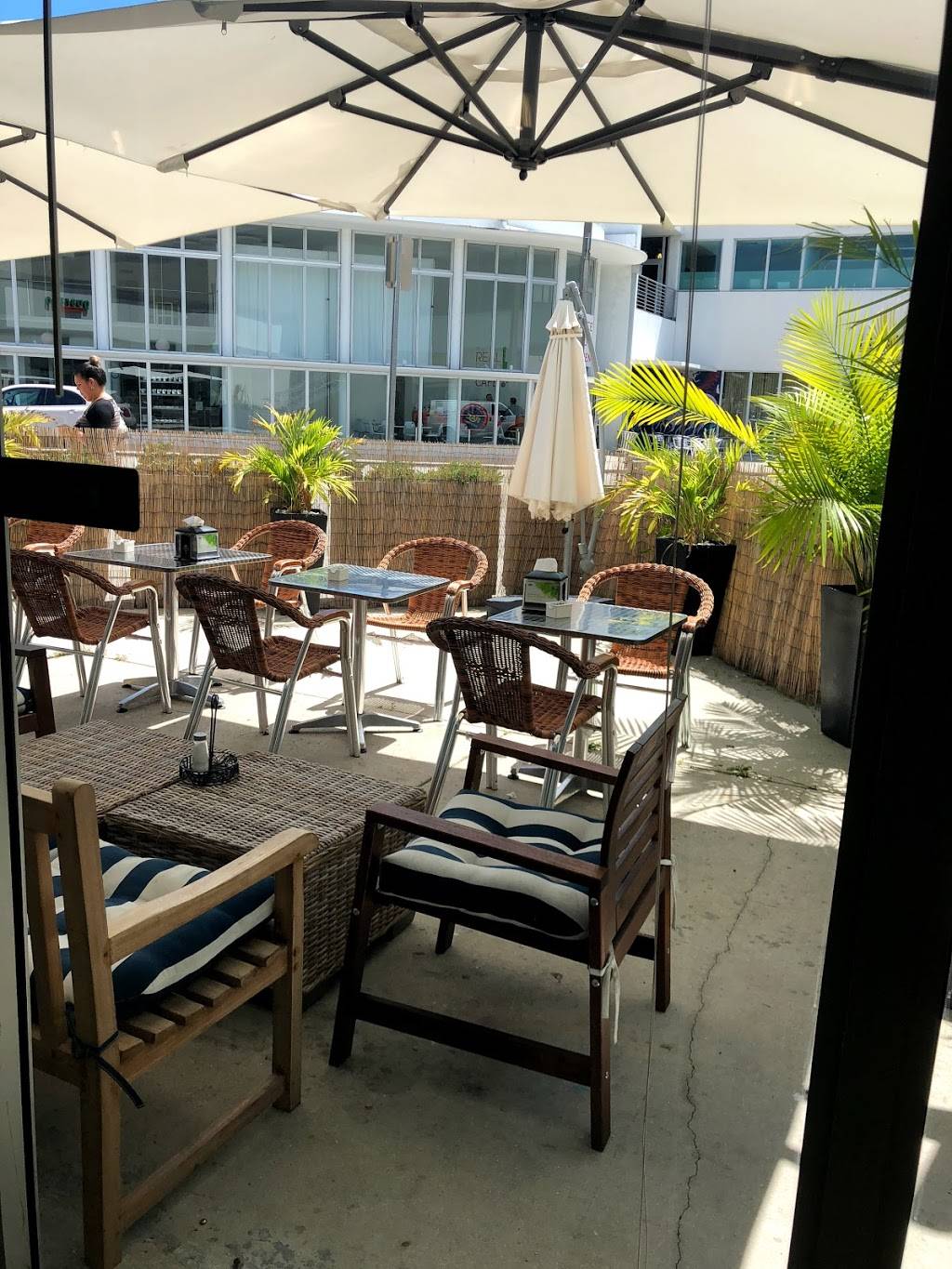 Guarapo Juice Bar & Cafe | meal delivery | 553 NE 81st St, Miami, FL 33138, USA | 7864521622 OR +1 786-452-1622