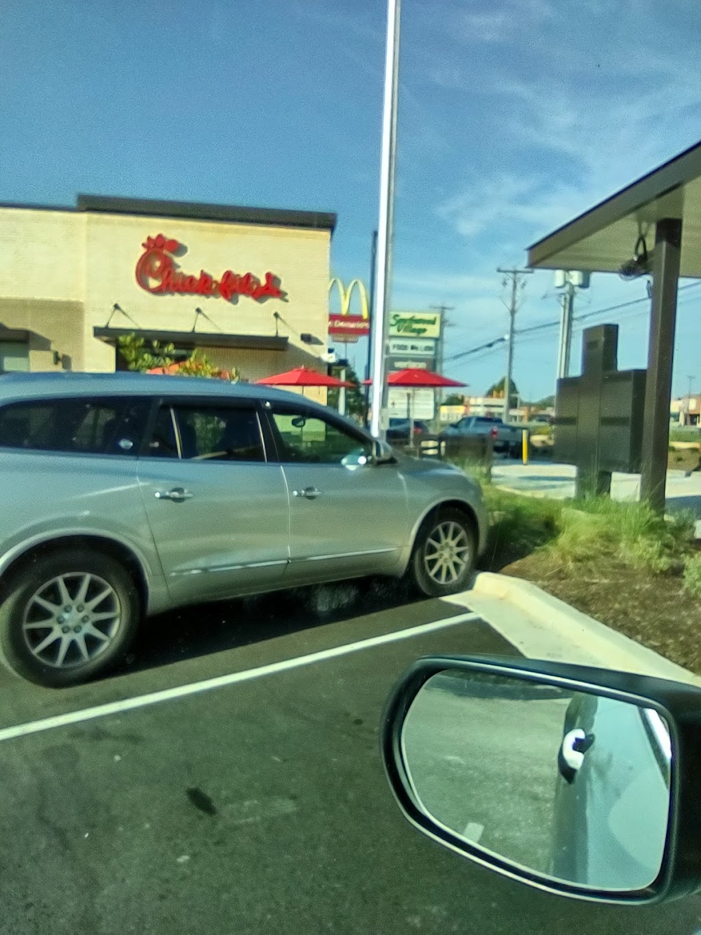 Chick-fil-A | restaurant | 21123 Timberlake Rd, Lynchburg, VA 24502, USA | 4342372354 OR +1 434-237-2354