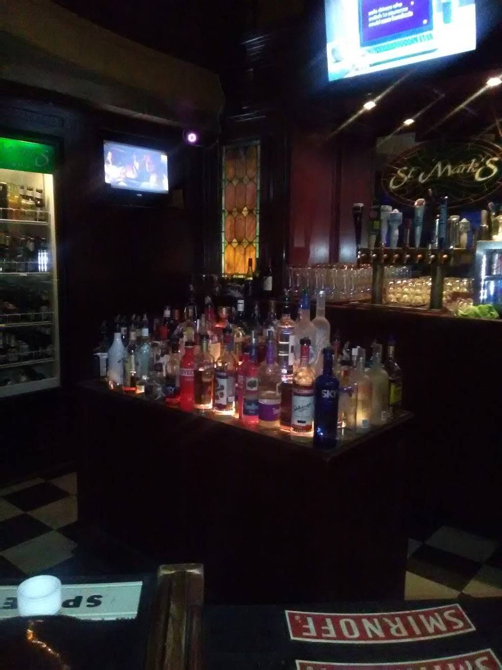 St. Marks Bar | restaurant | 932 4th Ave, Huntington, WV 25701, USA | 3045255040 OR +1 304-525-5040