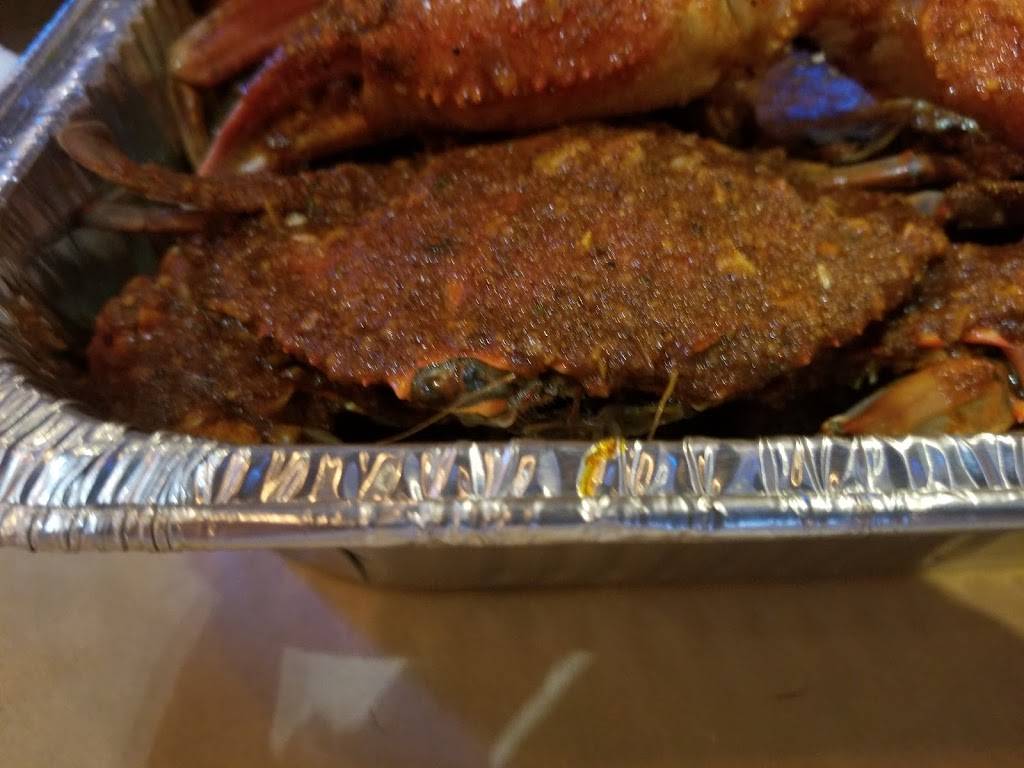 Mr. & Mrs. Crab | restaurant | 3246 SW 35th Blvd, Gainesville, FL 32608, USA | 3525545968 OR +1 352-554-5968