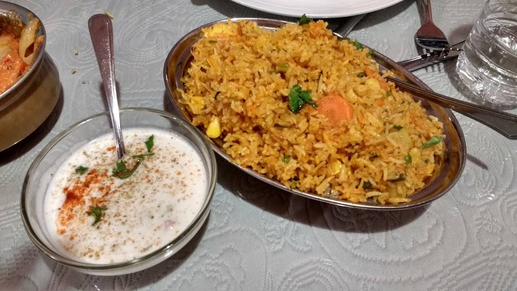 Nishas Kitchen | restaurant | 200 Lorraine Ave, Kitchener, ON N2B 3R3, Canada | 5192080142 OR +1 519-208-0142