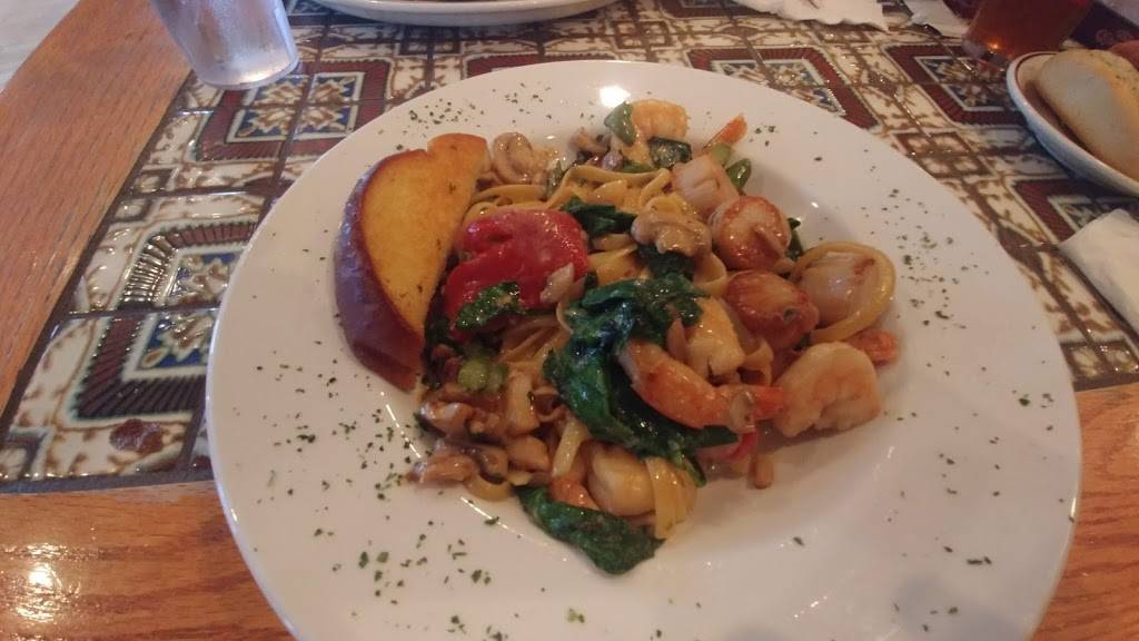 Tippers Seafood & Steak House | restaurant | 324 Delaware Ave, Put-In-Bay, OH 43456, USA | 4192858477 OR +1 419-285-8477