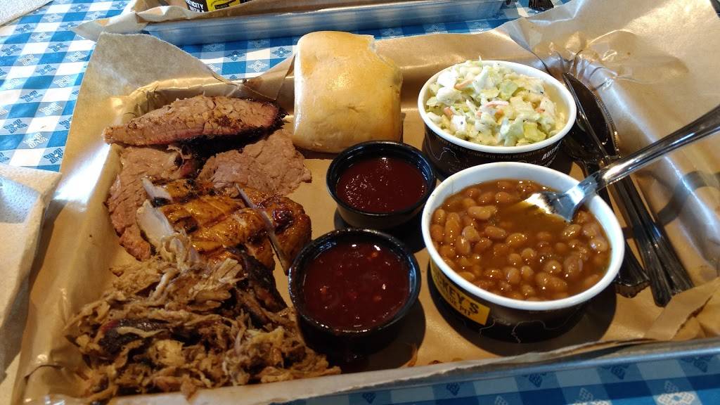 Dickeys Barbecue Pit | restaurant | 7919 E Thomas Rd, Scottsdale, AZ 85251, USA | 4806854979 OR +1 480-685-4979