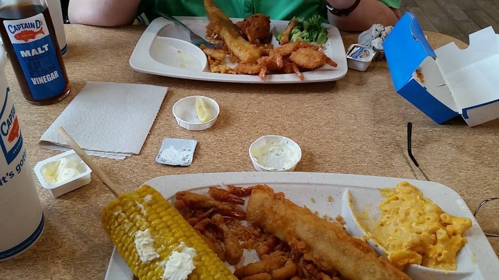 Captain Ds | restaurant | 5854 Hwy 6 N, Houston, TX 77084, USA | 2818580505 OR +1 281-858-0505