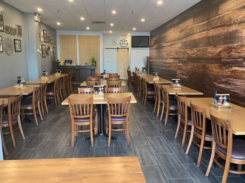 Pho Soho | restaurant | 925 Rathburn Rd E, Mississauga, ON L4W 4C3, Canada | 9058972888 OR +1 905-897-2888