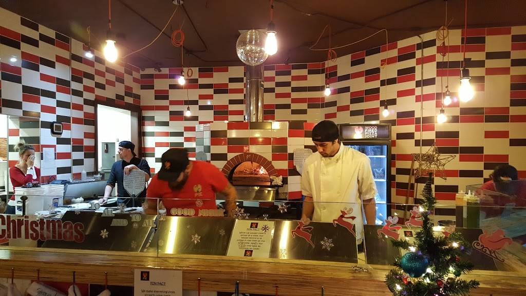 Pie Wood Fired Pizza Joint - Collingwood | restaurant | 499 First St, Collingwood, ON L9Y 1B9, Canada | 7052933900 OR +1 705-293-3900