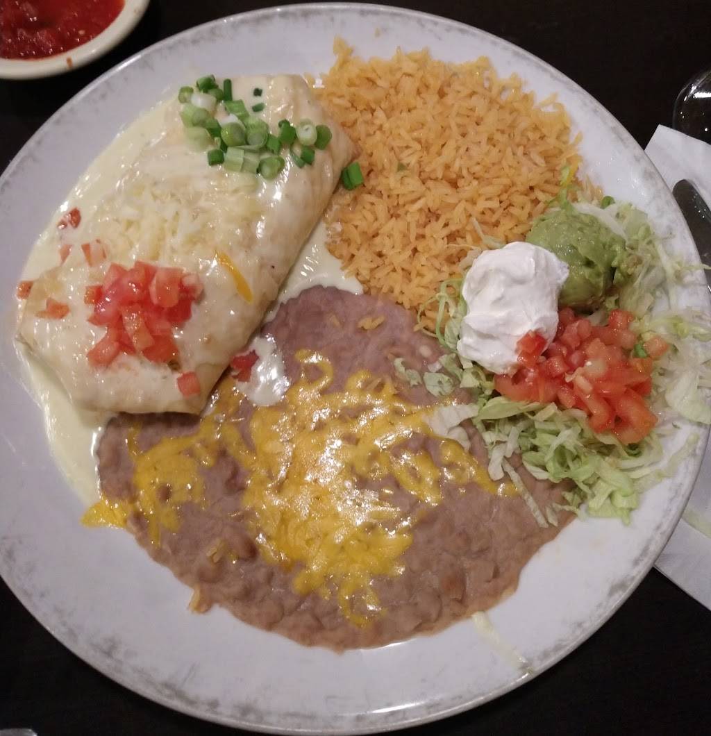 Plaza Mexico | restaurant | 903 Lincoln Way, Marshalltown, IA 50158, USA | 6417524494 OR +1 641-752-4494