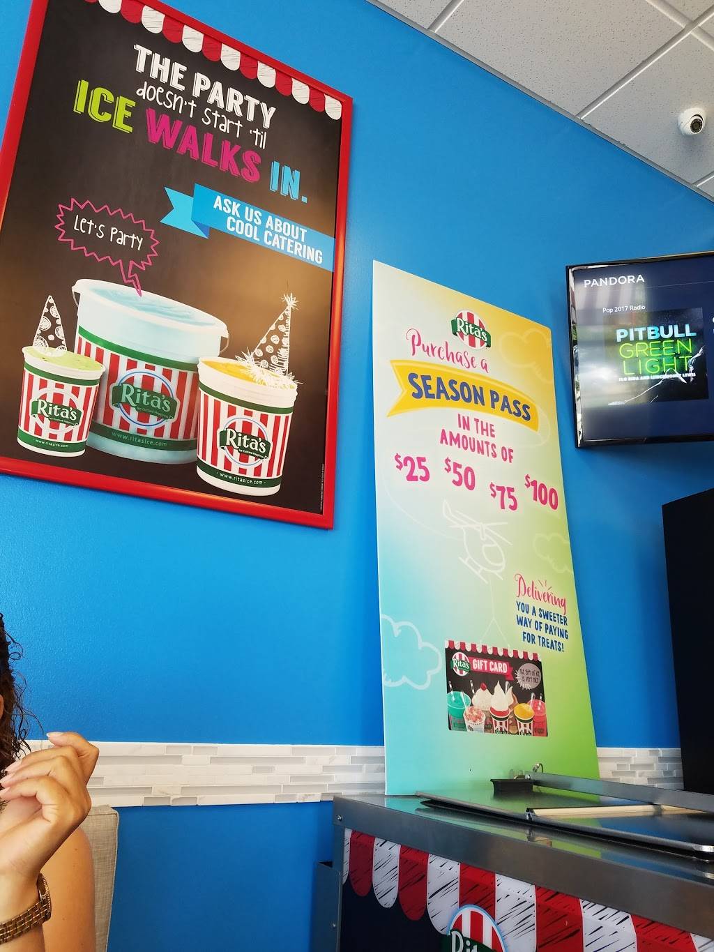 Ritas Italian Ice & Frozen Custard | restaurant | 170 Everett Ave, Chelsea, MA 02150, USA | 6178890302 OR +1 617-889-0302