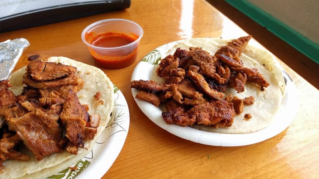 La Super-Rica Taqueria | restaurant | 622 N Milpas St, Santa Barbara, CA 93103, USA | 8059634940 OR +1 805-963-4940