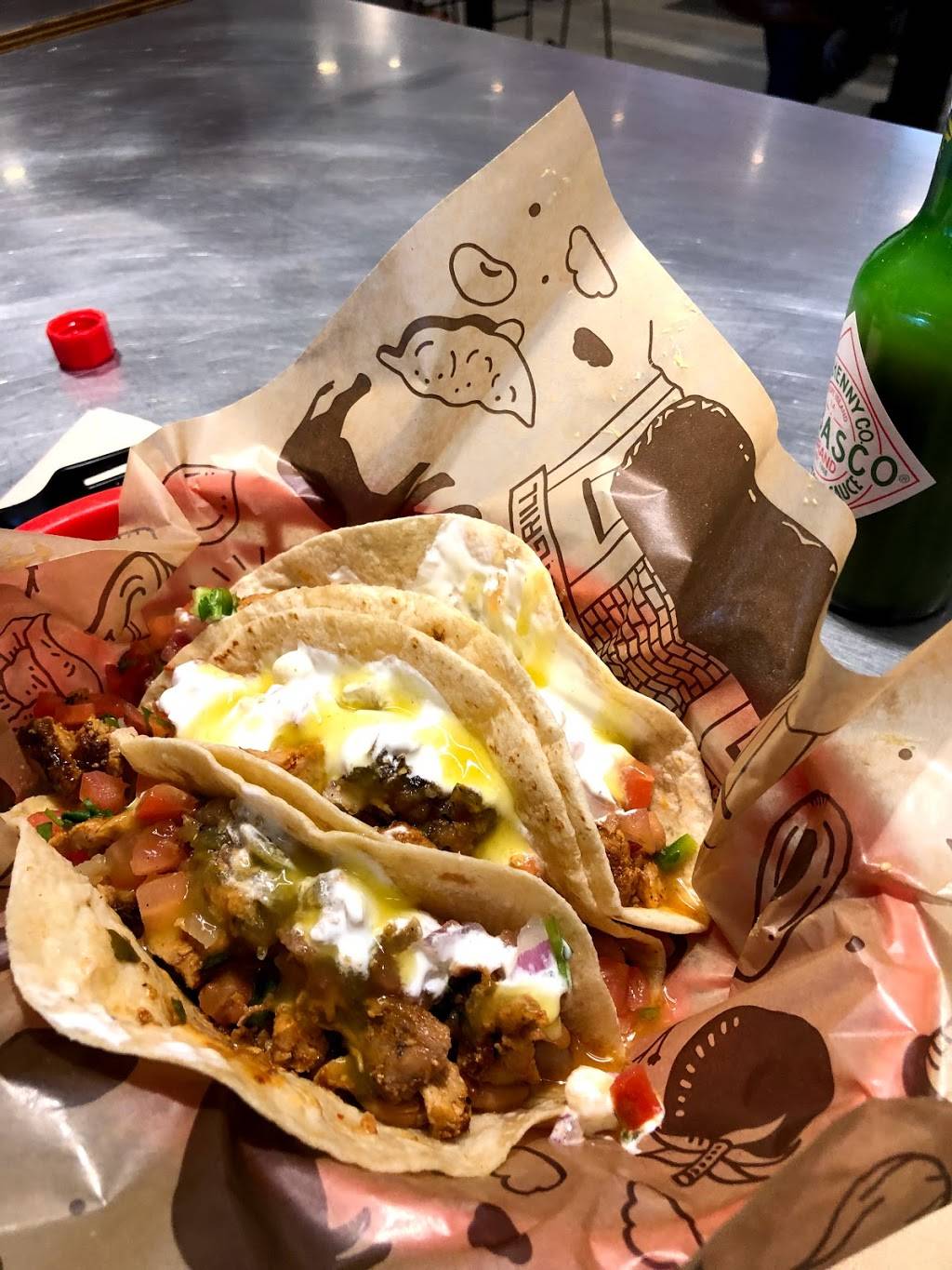 Chipotle Mexican Grill | restaurant | 18815 Biscayne Blvd, Aventura, FL 33180, USA | 7869552150 OR +1 786-955-2150