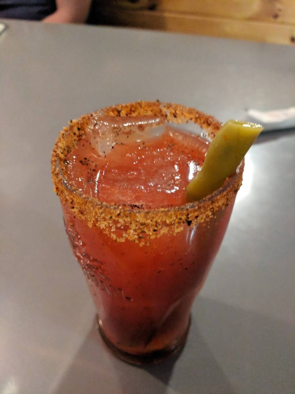 Finnigans Road House | restaurant | 955 Pembroke St E, Pembroke, ON K8A 3M3, Canada | 6137352333 OR +1 613-735-2333