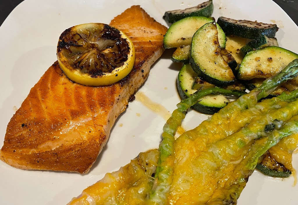 Creekside | restaurant | 1115 S Irby St, Florence, SC 29501, USA | 8434074376 OR +1 843-407-4376