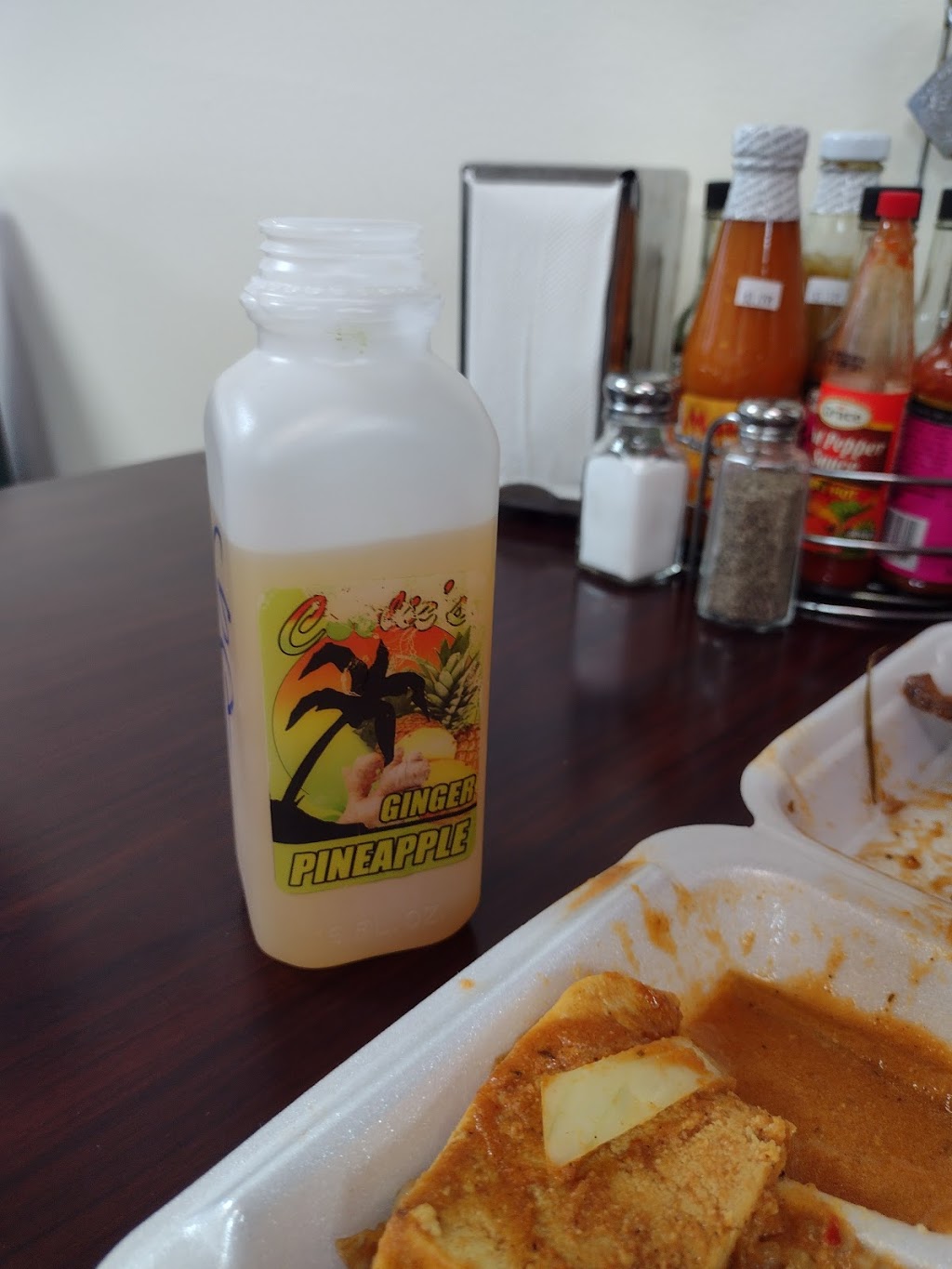 Coolies Island Jerk/ The Juice Bar | restaurant | 2205 Decker Blvd Suite G,H,I, Columbia, SC 29206, USA | 8038497999 OR +1 803-849-7999