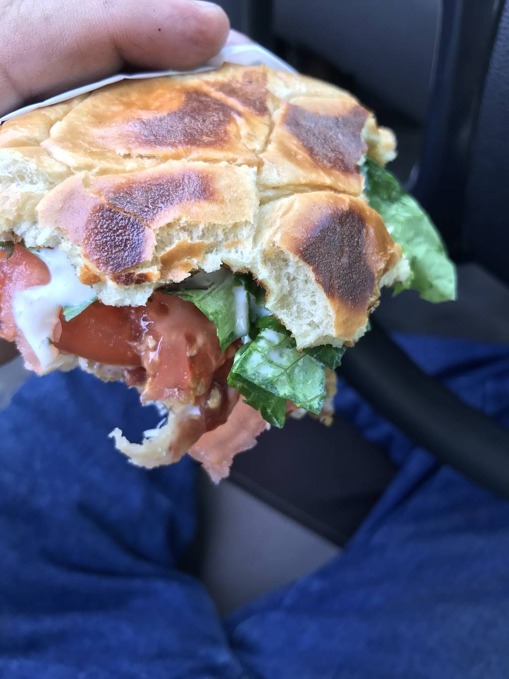 Jack in the Box | restaurant | 1000 W Rosecrans Ave, Gardena, CA 90247, USA | 3105383149 OR +1 310-538-3149