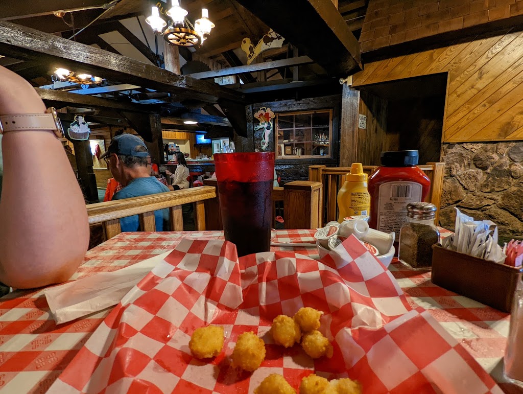 The Dogpatch Restaurant | restaurant | 325 E Superior St, Munising, MI 49862, USA | 9063879948 OR +1 906-387-9948