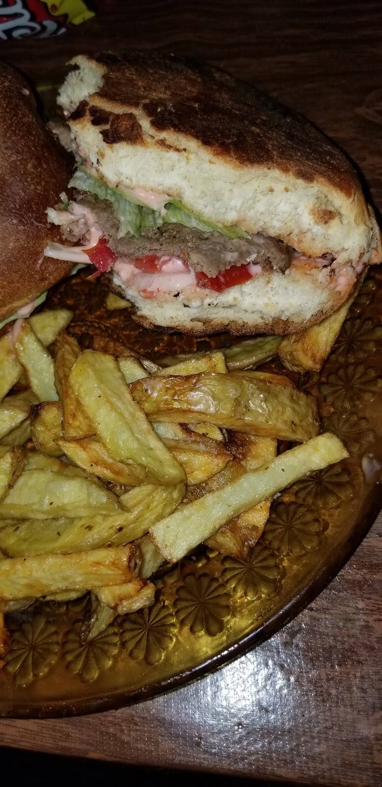 Wendys | restaurant | 4047 4th St N, St. Petersburg, FL 33703, USA | 7278220007 OR +1 727-822-0007