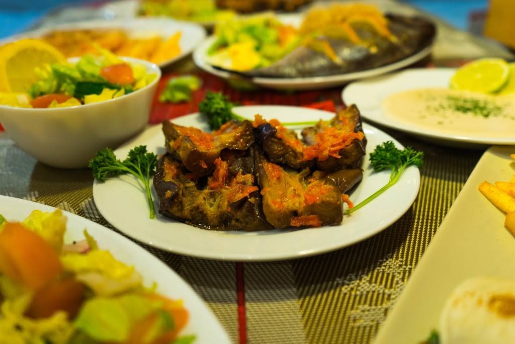 Seafood Centre | meal takeaway | 6550 Meadowvale Town Centre Cir #2, Mississauga, ON L5N 4B7, Canada | 9058583535 OR +1 905-858-3535