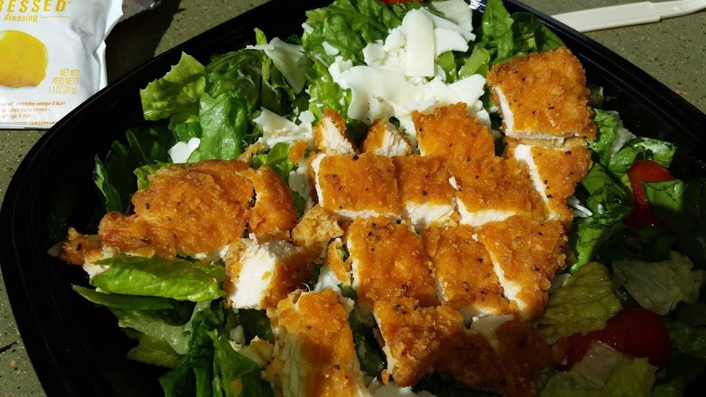 Wendys | restaurant | 9215 Evan Way, Bluffton, SC 29910, USA | 8437069444 OR +1 843-706-9444