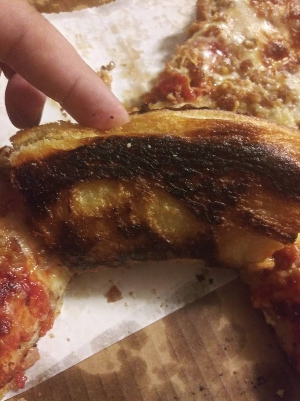 Melillo Tavern | restaurant | 300 E Liberty St, Lowellville, OH 44436, USA | 3305369207 OR +1 330-536-9207