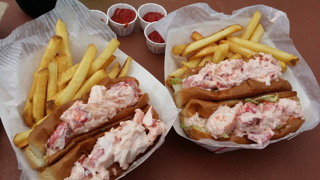 Eastons Beach Snack Bar | meal takeaway | 175 Memorial Blvd, Newport, RI 02840, USA | 4018551910 OR +1 401-855-1910