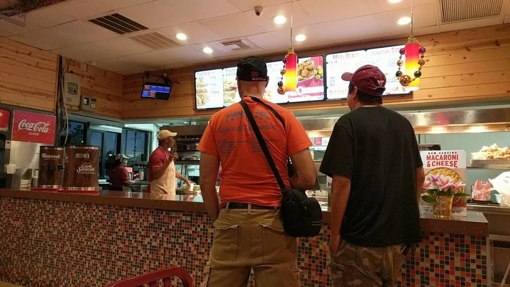 Popeyes Louisiana Kitchen | restaurant | 1101 N Shepherd Dr, Houston, TX 77008, USA | 7138697501 OR +1 713-869-7501